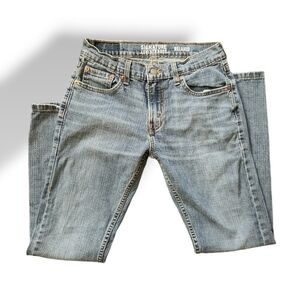 Men's Signature Levi Strauss relaxed fit 29×30 jeans.